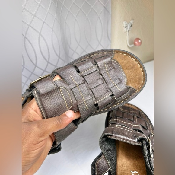 PBX Basics Chunky Y2K Brown Fisherman Sandals Men’s Size 12 main image 8